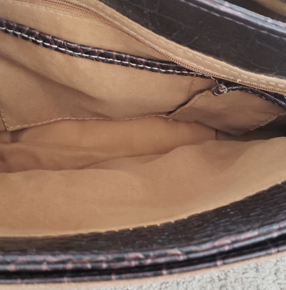 Suede Purse - Picture 4 of 4